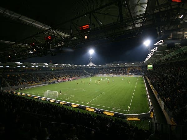 Imagen del estadio Parkstad Limburg Stadion