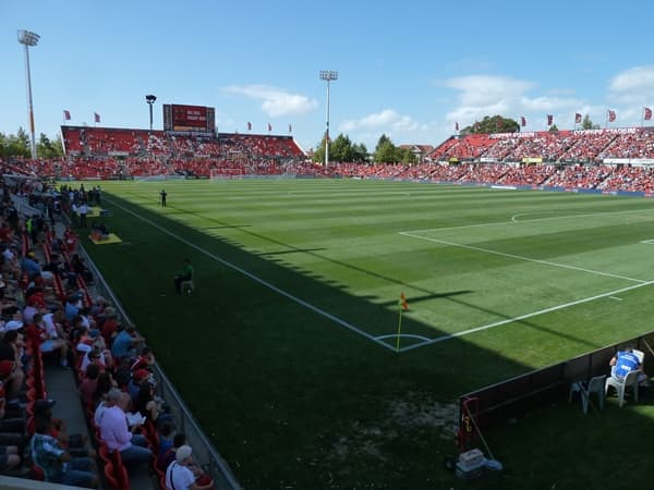 Imagen del estadio Coopers Stadium