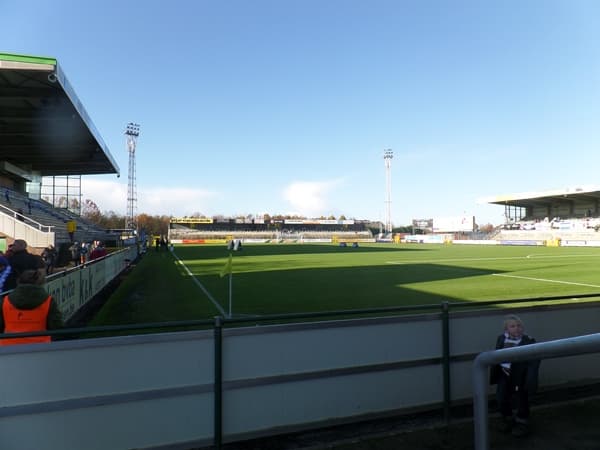 Imagen del estadio De Leunen