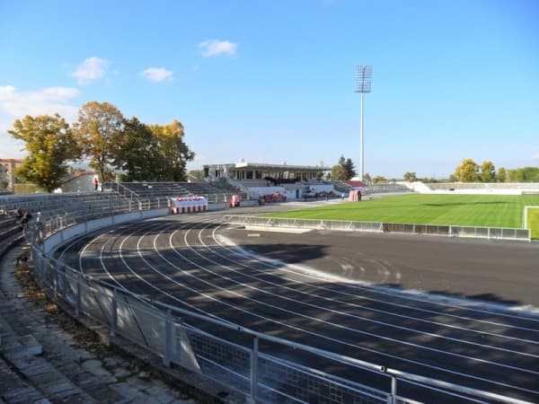 Imagen del estadio Stadiumi Skënderbeu