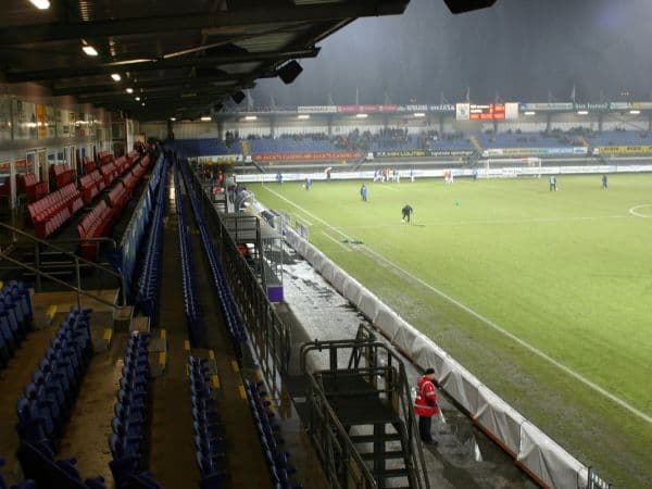 Imagen del estadio Atik Stadion