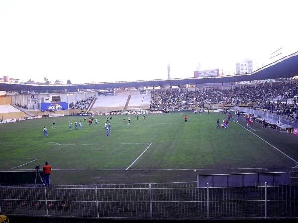 Imagen del estadio Estádio Heriberto Hülse