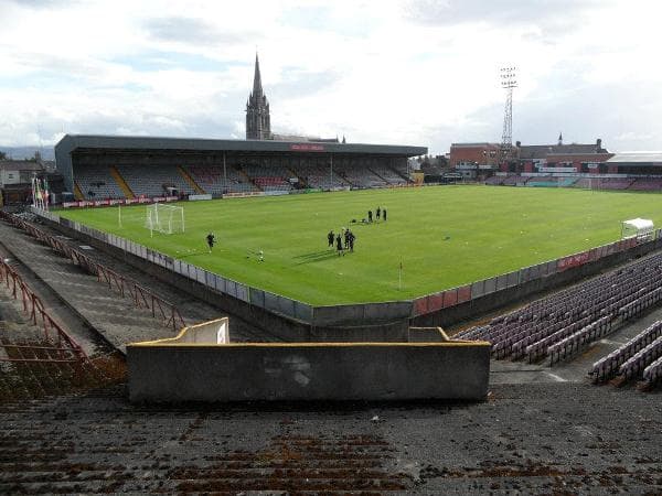 Imagen del estadio Dalymount Park