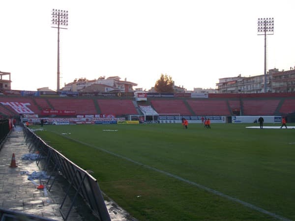 Imagen del estadio Dimotiko Stadio Serron
