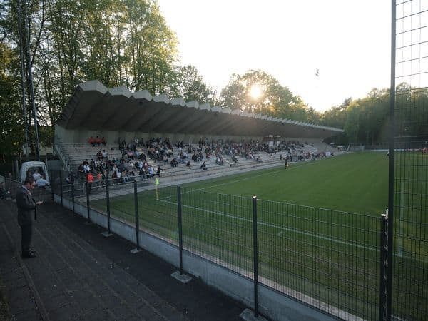 Imagen del estadio Franz-Kremer-Stadion