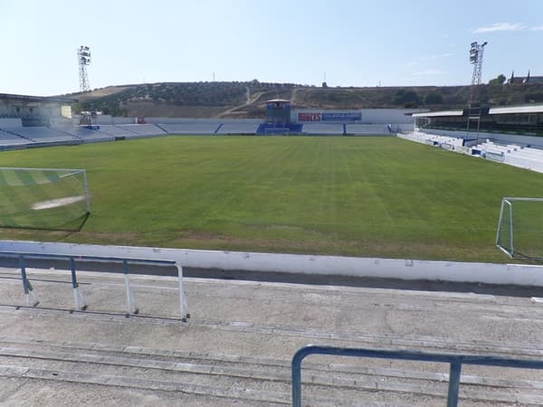 Imagen del estadio Estadio Municipal de Linarejos