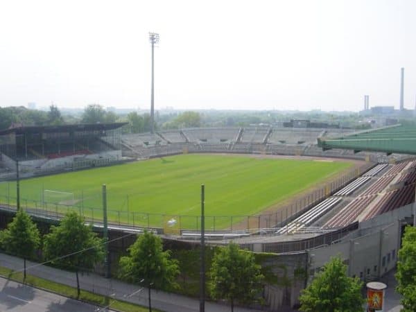 Imagen del estadio Städtisches Stadion an der Grünwalder Straße