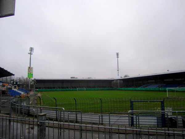 Imagen del estadio Holstein-Stadion