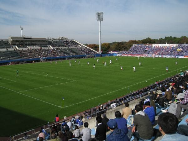 Imagen del estadio NHK Spring Mitsuzawa Football Stadium