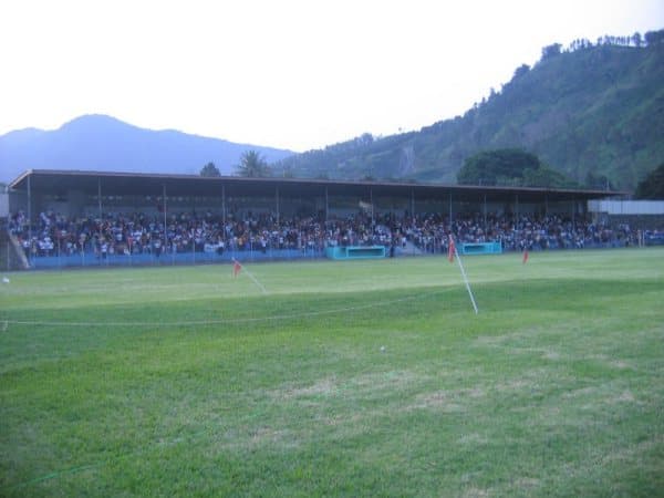 Imagen del estadio Estadio Guillermo Slowing