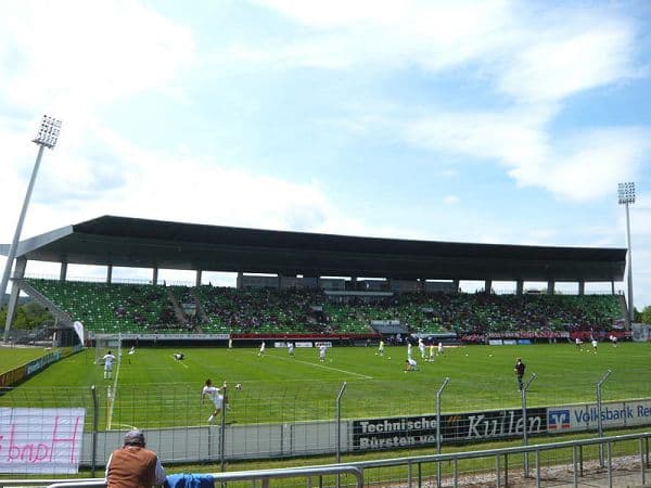 Imagen del estadio Stadion an der Kreuzeiche