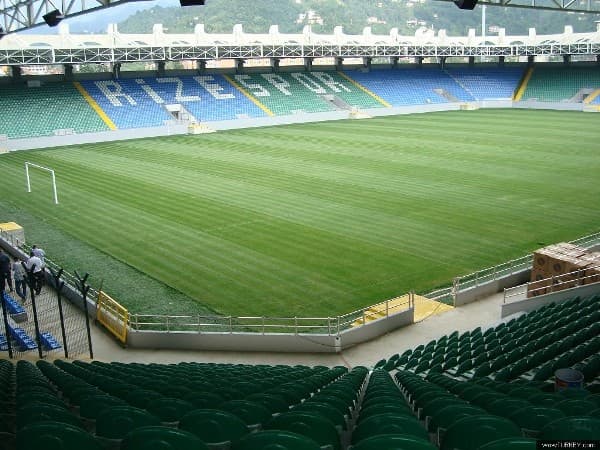 Imagen del estadio Çaykur Didi Stadyumu