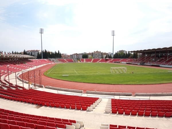 Imagen del estadio Balıkesir Atatürk Stadyumu