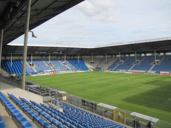 Imagen del estadio Carl-Benz-Stadion