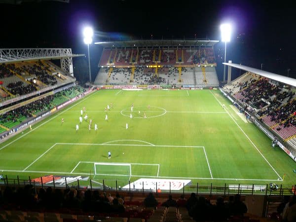 Imagen del estadio Stade Saint-Symphorien
